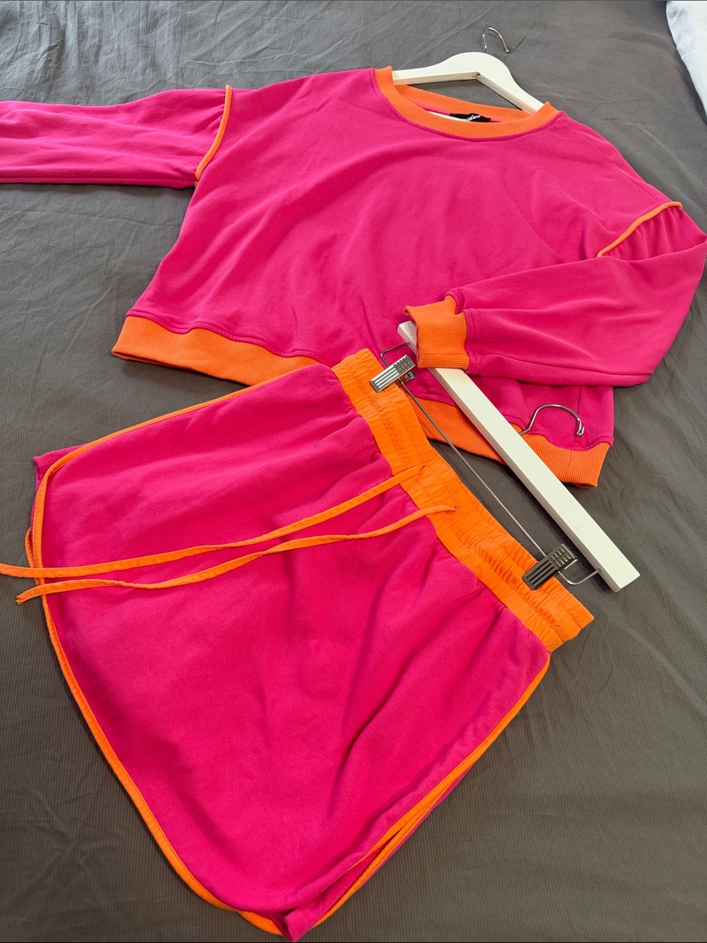 Women's Hot Pink & Orange Trim Skirt Set by